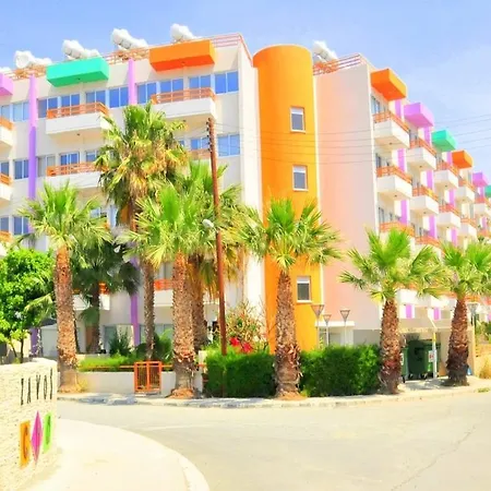 Zavos Colours Boutique Apartment Limassol